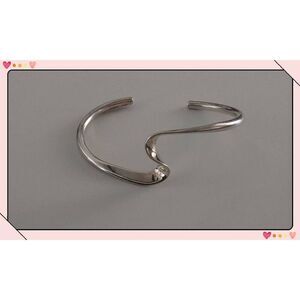 Pretty Vintage 925 SS Wave Design Cuff Bracelet